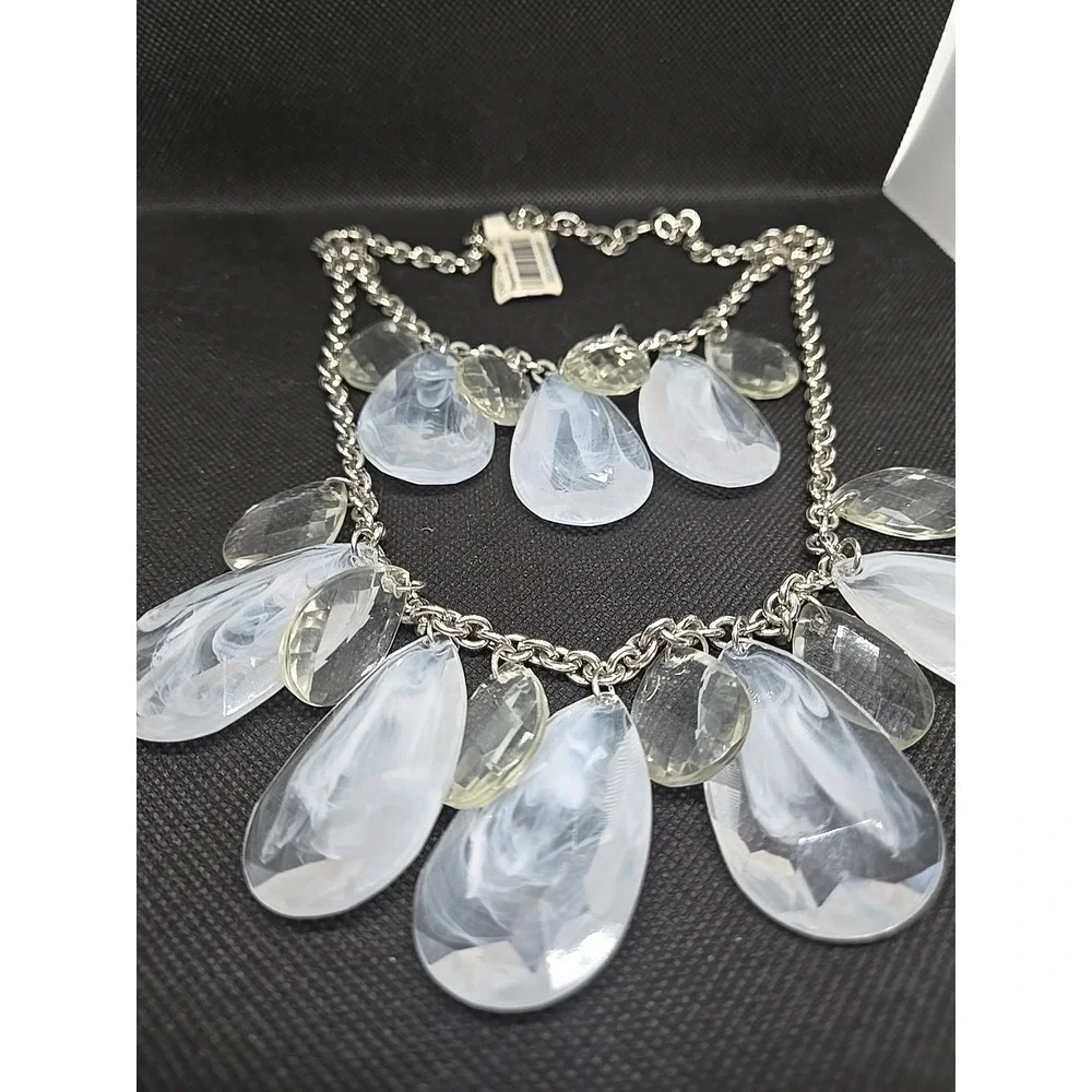 R.J.Graziano Chunky Clear Lucite Dangling Charms Bib‎ Necklace New With Tags